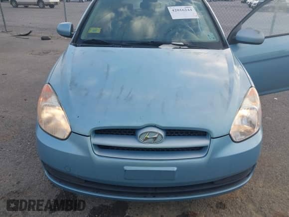 2010 Hyundai Accent GS z VIN KMHCM3AC9AU186008, wystawiony jako IAAI lot #42016244 z przebiegiem 138 562 mil mil oraz . Historia ofert i sprzedaży dostępna na DreamBid. Obrazek 6.