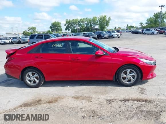 2022 Hyundai Elantra SE z VIN 5NPLL4AG6NH078963, wystawiony jako IAAI lot #42730562 z przebiegiem 24 398 mil mil oraz . Historia ofert i sprzedaży dostępna na DreamBid. Obrazek 13.