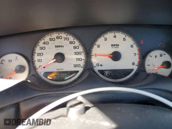 2004 Dodge Neon SXT with VIN 1B3ES56C14D505687, listed as a Copart auction lot 84958115 with 211,385 mi miles and Salvage title. Bid and sale history available at DreamBid. Image 9.
