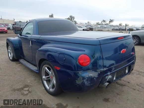 2005 Chevrolet SSR LS с VIN 1GCES14H55B120653, выставлен на аукционе IAAI как лот 40992274 с пробегом 38 119 миль миль и . История ставок и продаж доступна на DreamBid. Изображение 3.