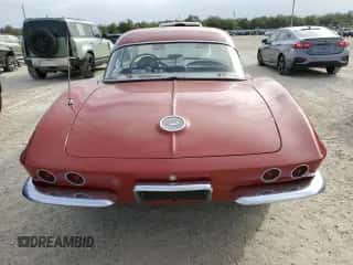 1962 Chevrolet Corvette с VIN 20867S106387, выставлен на аукционе Copart как лот 76892134 с пробегом 569 185 миль миль и Списание • Salvage title. История ставок и продаж доступна на DreamBid. Изображение 6.