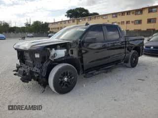 2023 Chevrolet Silverado 1500 RST z VIN 3GCUDEE8XPG334723, wystawiony jako Copart lot #58805325 z przebiegiem 24 763 mil mil oraz Szkoda całkowita • Salvage title. Historia ofert i sprzedaży dostępna na DreamBid. Obrazek 1.