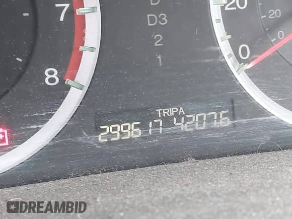 2009 Honda Accord LX with VIN 1HGCP26339A104464, listed as a IAAI auction lot 43457542 with 299,617 mi miles and . Bid and sale history available at DreamBid. Image 7.