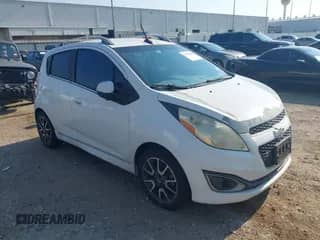 2014 Chevrolet Spark LT с VIN KL8CF6S95EC522406, выставлен на аукционе IAAI как лот 43078042 с пробегом 176 690 миль миль и . История ставок и продаж доступна на DreamBid. Изображение 1.