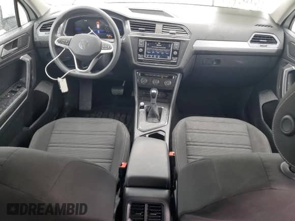 2023 Volkswagen Tiguan S с VIN 3VVRB7AX8PM076418, выставлен на аукционе Copart как лот 70877775 с пробегом 20 607 миль миль и Списание • Salvage title. История ставок и продаж доступна на DreamBid. Изображение 8.