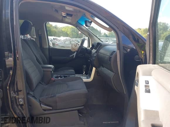 2012 Nissan Pathfinder SV with VIN 5N1AR1NB9CC613260, listed as a IAAI auction lot 43143157 with 143,302 mi miles and . Bid and sale history available at DreamBid. Image 5.