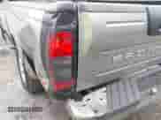 2003 Nissan Frontier XE z VIN 1N6DD26T93C408967, wystawiony jako IAAI lot #41496701 z przebiegiem 181 111 mil mil oraz . Historia ofert i sprzedaży dostępna na DreamBid. Obrazek 12.