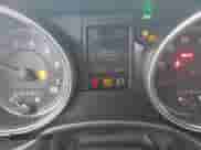 2012 Jeep Grand Cherokee Overland Summit z VIN 1C4RJFCT7CC132138, wystawiony jako Copart lot #90137995 z przebiegiem 127 611 mil mil oraz Czysty tytuł • Clean title. Historia ofert i sprzedaży dostępna na DreamBid. Obrazek 8.