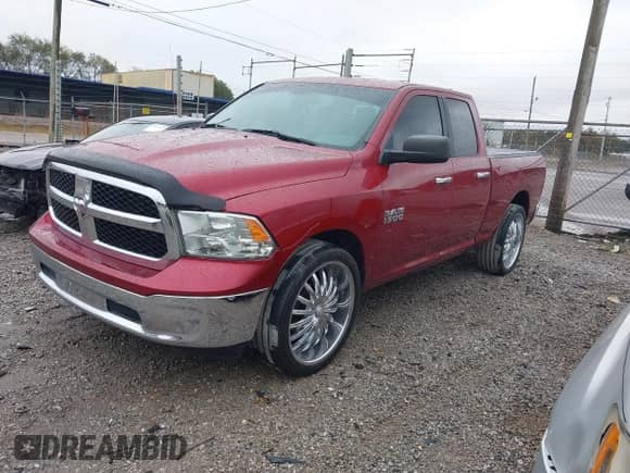 2015 Ram 1500 SLT z VIN 1C6RR6GG8FS674677, wystawiony jako IAAI lot #43548789 z przebiegiem 206 330 mil mil oraz . Historia ofert i sprzedaży dostępna na DreamBid. Obrazek 17.