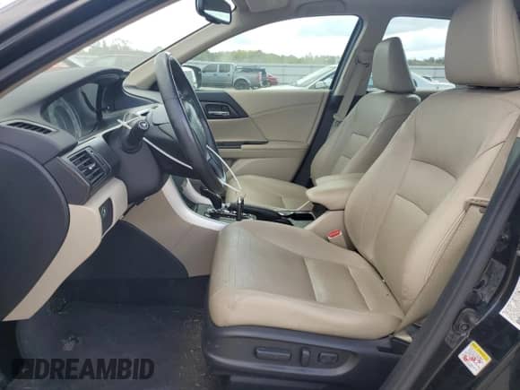 2015 Honda Accord EX-L с VIN 1HGCR3F8XFA015806, выставлен на аукционе Copart как лот 84759725 с пробегом 142 331 миль миль и Списание • Salvage title. История ставок и продаж доступна на DreamBid. Изображение 7.