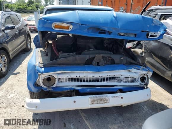 1964 Chevrolet Silverado 2500 с VIN 4C254H118852, выставлен на аукционе Copart как лот 61397894 с пробегом 20 241 миль миль и На запчасти • Non repairable. История ставок и продаж доступна на DreamBid. Изображение 5.