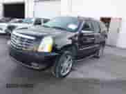 2013 Cadillac Escalade Luxury with VIN 1GYS3BEF0DR200347, listed as a IAAI auction lot 42122064 with Not provided miles and . Bid and sale history available at DreamBid. Image 2.