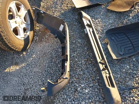 2020 Jeep Wrangler Sport S with VIN 1C4GJXAGXLW228489, listed as a IAAI auction lot 41263174 with 61,400 mi miles and . Bid and sale history available at DreamBid. Image 12.