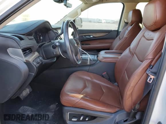 2020 Cadillac Escalade Premium Luxury with VIN 1GYS4CKJ2LR143417, listed as a Copart auction lot 80846294 with 79,568 mi miles and Salvage title. Bid and sale history available at DreamBid. Image 7.