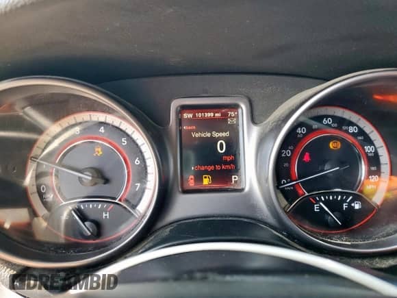 2020 Dodge Journey Crossroad with VIN 3C4PDCGB5LT250482, listed as a Copart auction lot 81212415 with 101,399 mi miles and Salvage title. Bid and sale history available at DreamBid. Image 9.