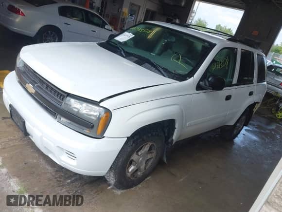 2006 Chevrolet TrailBlazer LT с VIN 1GNDT13S262252400, выставлен на аукционе IAAI как лот 42923578 с пробегом 162 357 миль миль и . История ставок и продаж доступна на DreamBid. Изображение 2.
