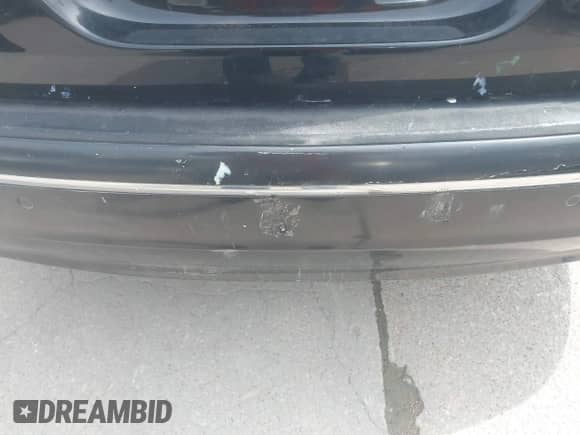 2010 Hyundai Genesis с VIN KMHGC4DF0AU106062, выставлен на аукционе IAAI как лот 43013803 с пробегом 241 327 миль миль и . История ставок и продаж доступна на DreamBid. Изображение 6.