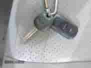 2007 Toyota Highlander w/3rd Row z VIN JTEEW21A370046547, wystawiony jako IAAI lot #42221088 z przebiegiem Nie podano mil oraz . Historia ofert i sprzedaży dostępna na DreamBid. Obrazek 11.