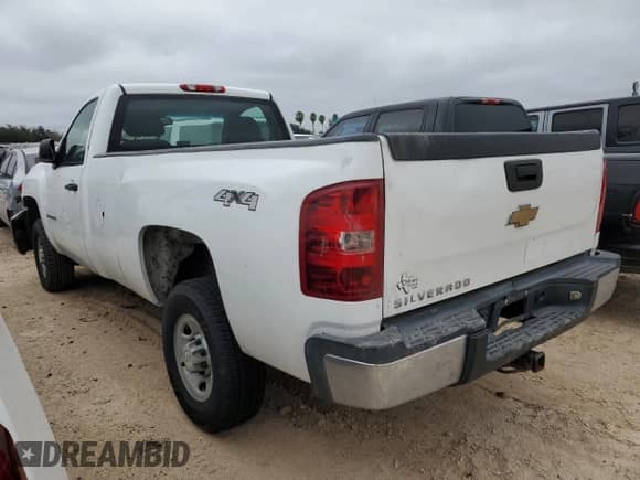 2009 Chevrolet Silverado 2500HD Work Truck z VIN 1GCHK44KX9F132841, wystawiony jako Copart lot #86765654 z przebiegiem 372 487 mil mil oraz Szkoda całkowita • Salvage title. Historia ofert i sprzedaży dostępna na DreamBid. Obrazek 2.