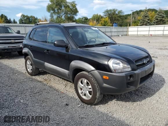 2008 Hyundai Tucson SE с VIN KM8JN12D58U881497, выставлен на аукционе Copart как лот 81187095 с пробегом 94 166 миль миль и Списание • Salvage title. История ставок и продаж доступна на DreamBid. Изображение 4.