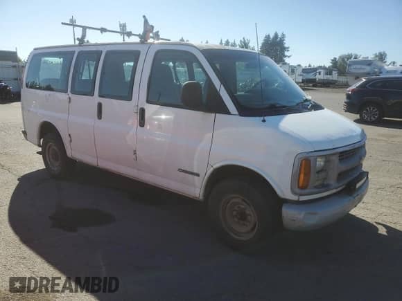 2001 Chevrolet City Express Cargo with VIN 1GAHG35R911218384, listed as a Copart auction lot 69340134 with Not provided miles and Clean title. Bid and sale history available at DreamBid. Image 4.