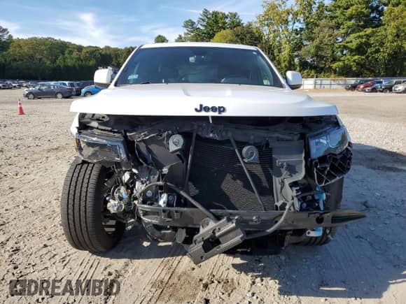 2022 Jeep Grand Cherokee Laredo E с VIN 1C4RJFAG4NC113894, выставлен на аукционе Copart как лот 81245845 с пробегом 46 124 миль миль и Списание • Salvage title. История ставок и продаж доступна на DreamBid. Изображение 5.