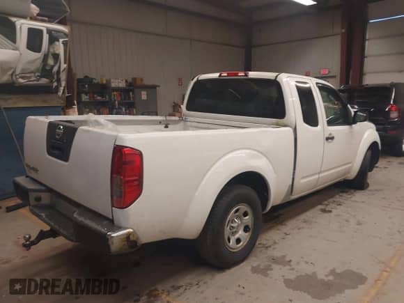 2010 Nissan Frontier SE with VIN 1N6BD0CT8AC406737, listed as a IAAI auction lot 43441635 with 86,004 mi miles and . Bid and sale history available at DreamBid. Image 4.