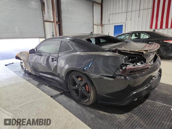 2015 Chevrolet Camaro SS z VIN 2G1FG1EW1F9231652, wystawiony jako Copart lot #69433035 z przebiegiem Nie podano mil oraz Czysty tytuł • Clean title. Historia ofert i sprzedaży dostępna na DreamBid. Obrazek 2.