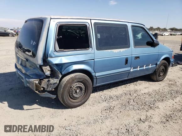 1995 Dodge Caravan with VIN 2B4GH4535SR353065, listed as a Copart auction lot 71745595 with 99,443 mi miles and Salvage title. Bid and sale history available at DreamBid. Image 3.