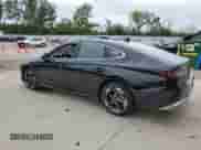 2025 Hyundai Sonata SEL Convenience z VIN KMHL14JA7SA458040, wystawiony jako Copart lot #81566365 z przebiegiem 8 374 mil mil oraz Szkoda całkowita • Salvage title. Historia ofert i sprzedaży dostępna na DreamBid. Obrazek 2.