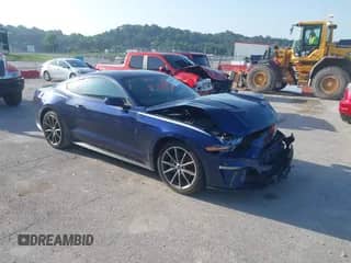 2019 Ford Mustang EcoBoost with VIN 1FA6P8TH3K5202199, listed as a IAAI auction lot 42798811 with 72,882 mi miles and . Bid and sale history available at DreamBid. Image 1.