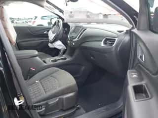 2022 Chevrolet Equinox LT с VIN 3GNAXKEV2NL256433, выставлен на аукционе IAAI как лот 43289910 с пробегом 16 996 миль миль и . История ставок и продаж доступна на DreamBid. Изображение 5.