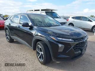 2024 Chevrolet Trax 1RS с VIN KL77LGE2XRC097421, выставлен на аукционе IAAI как лот 42930162 с пробегом 30 541 миль миль и . История ставок и продаж доступна на DreamBid. Изображение 1.