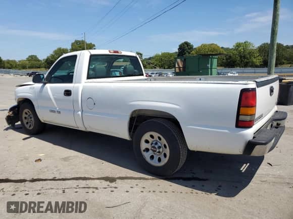 2005 GMC Sierra 1500 SL z VIN 1GTEC14VX5E171504, wystawiony jako Copart lot #68292134 z przebiegiem 201 399 mil mil oraz Szkoda całkowita • Salvage title. Historia ofert i sprzedaży dostępna na DreamBid. Obrazek 2.