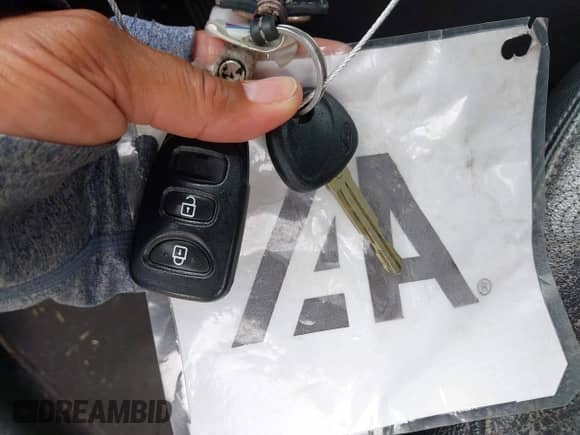 2012 Hyundai Elantra Limited with VIN 5NPDH4AE1CH091265, listed as a IAAI auction lot 43234277 with 160,779 mi miles and . Bid and sale history available at DreamBid. Image 11.