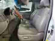 2006 Toyota Sienna XLE z VIN 5TDBA22C06S065249, wystawiony jako Copart lot #67028185 z przebiegiem 254 862 mil mil oraz Nie do naprawy • Non repairable. Historia ofert i sprzedaży dostępna na DreamBid. Obrazek 7.