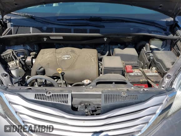 2017 Toyota Sienna XLE Auto Access Seat z VIN 5TDYZ3DC3HS850387, wystawiony jako IAAI lot #42945810 z przebiegiem 56 833 mil mil oraz . Historia ofert i sprzedaży dostępna na DreamBid. Obrazek 10.