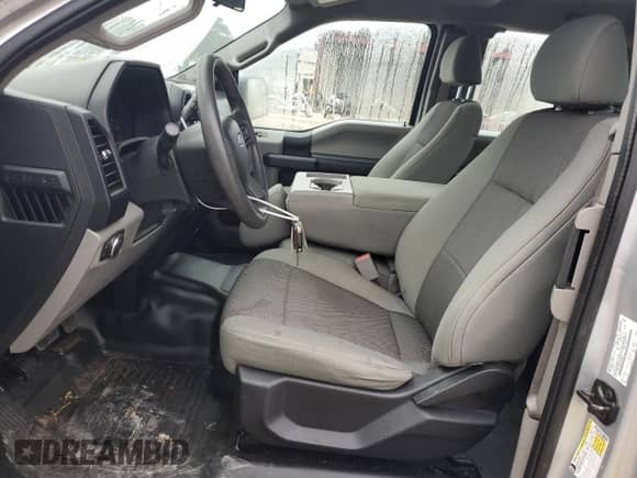 2015 Ford F-150 XLT z VIN 1FTFX1EG8FFB58982, wystawiony jako Copart lot #81646535 z przebiegiem 81 154 mil mil oraz Szkoda całkowita • Salvage title. Historia ofert i sprzedaży dostępna na DreamBid. Obrazek 7.