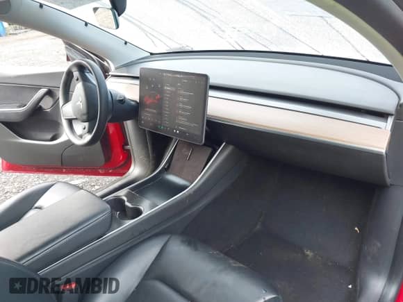 2020 Tesla Model Y Long Range с VIN 5YJYGDEE0LF012780, выставлен на аукционе IAAI как лот 43137505 с пробегом 89 027 миль миль и . История ставок и продаж доступна на DreamBid. Изображение 5.