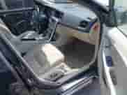 2012 Volvo S60 T5 с VIN YV1622FS7C2116145, выставлен на аукционе IAAI как лот 42560076 с пробегом 91 493 миль миль и . История ставок и продаж доступна на DreamBid. Изображение 5.