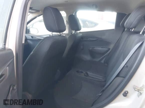 2017 Chevrolet Spark LS z VIN KL8CB6SA1HC754169, wystawiony jako IAAI lot #42334213 z przebiegiem 58 226 mil mil oraz . Historia ofert i sprzedaży dostępna na DreamBid. Obrazek 8.