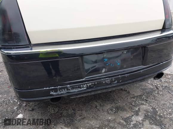 2005 Chrysler 300 300 z VIN 2C3JA43R05H645225, wystawiony jako IAAI lot #42354847 z przebiegiem 234 481 mil mil oraz . Historia ofert i sprzedaży dostępna na DreamBid. Obrazek 6.