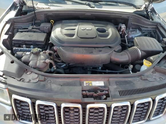 2018 Jeep Grand Cherokee Laredo E с VIN 1C4RJEAGXJC277915, выставлен на аукционе Copart как лот 84617205 с пробегом 146 979 миль миль и Чистый • Clean title. История ставок и продаж доступна на DreamBid. Изображение 12.