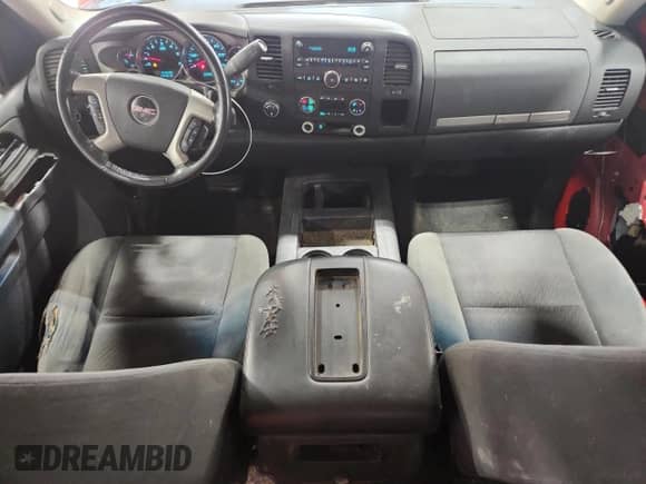 2009 GMC Sierra 1500 SLE с VIN 3GTEK23359G286325, выставлен на аукционе Copart как лот 90296875 с пробегом 156 183 миль миль и На запчасти • Non repairable. История ставок и продаж доступна на DreamBid. Изображение 8.