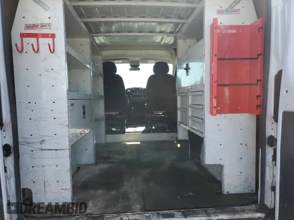 2017 Ram ProMaster Cargo с VIN 3C6TRVNG9HE534856, выставлен на аукционе Copart как лот 60272604 с пробегом 137 146 миль миль и Чистый • Clean title. История ставок и продаж доступна на DreamBid. Изображение 10.
