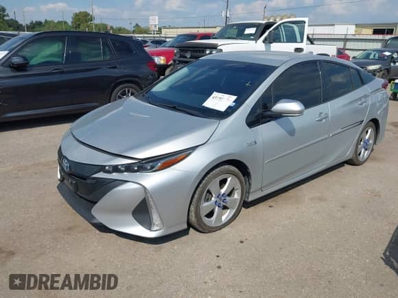2020 Toyota Prius Limited with VIN JTDKARFP6L3159221, listed as a IAAI auction lot 43355175 with 70,792 mi miles and . Bid and sale history available at DreamBid. Image 17.