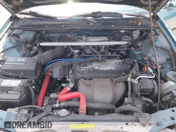 1991 Honda Accord EX z VIN JHMCB7560MC063583, wystawiony jako IAAI lot #42563870 z przebiegiem 226 798 mil mil oraz . Historia ofert i sprzedaży dostępna na DreamBid. Obrazek 10.