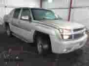 2002 Chevrolet Avalanche with VIN 3GNEC13T02G117284, listed as a IAAI auction lot 41869260 with 3 mi miles and . Bid and sale history available at DreamBid. Image 1.