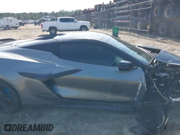 2023 Chevrolet Corvette 3LZ с VIN 1G1YF3D31P5604606, выставлен на аукционе IAAI как лот 43058374 с пробегом 11 348 миль миль и . История ставок и продаж доступна на DreamBid. Изображение 14.