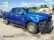 2018 Ram 1500 Express z VIN 1C6RR6FG4JS234644, wystawiony jako Copart lot #63135605 z przebiegiem 139 900 mil mil oraz Szkoda całkowita • Salvage title. Historia ofert i sprzedaży dostępna na DreamBid. Obrazek 4.
